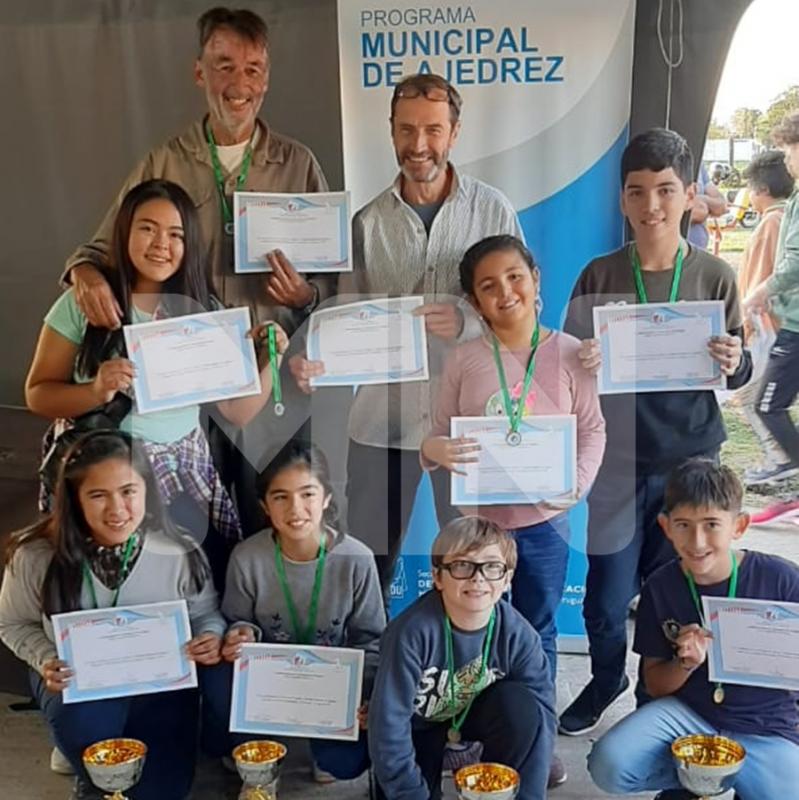 Ajedrecistas de Ferro con buena participación en Concepción del Uruguay