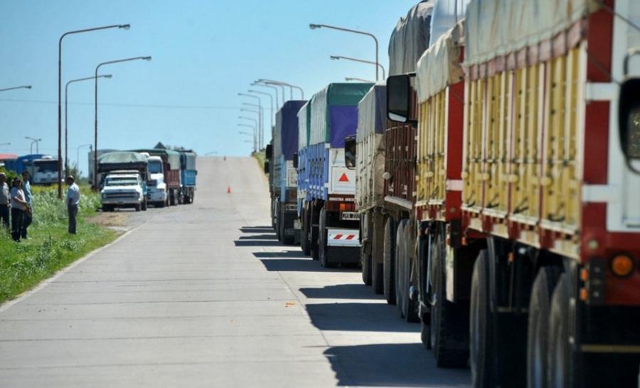 Se concedió el aumento de la tarifa para transportistas de cargas
