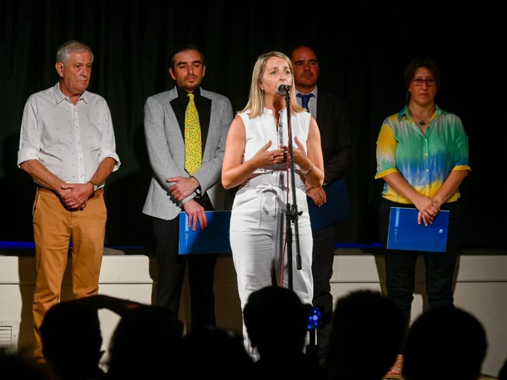 La vicegobernadora acompañó el Festival internacional de Teatro