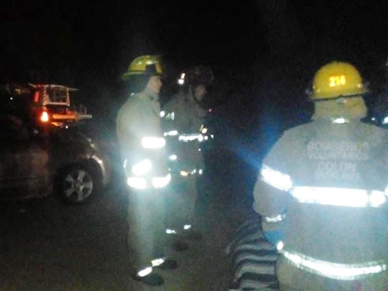 Dos motociclistas resultaron gravemente lesionados en un accidente en ruta 135