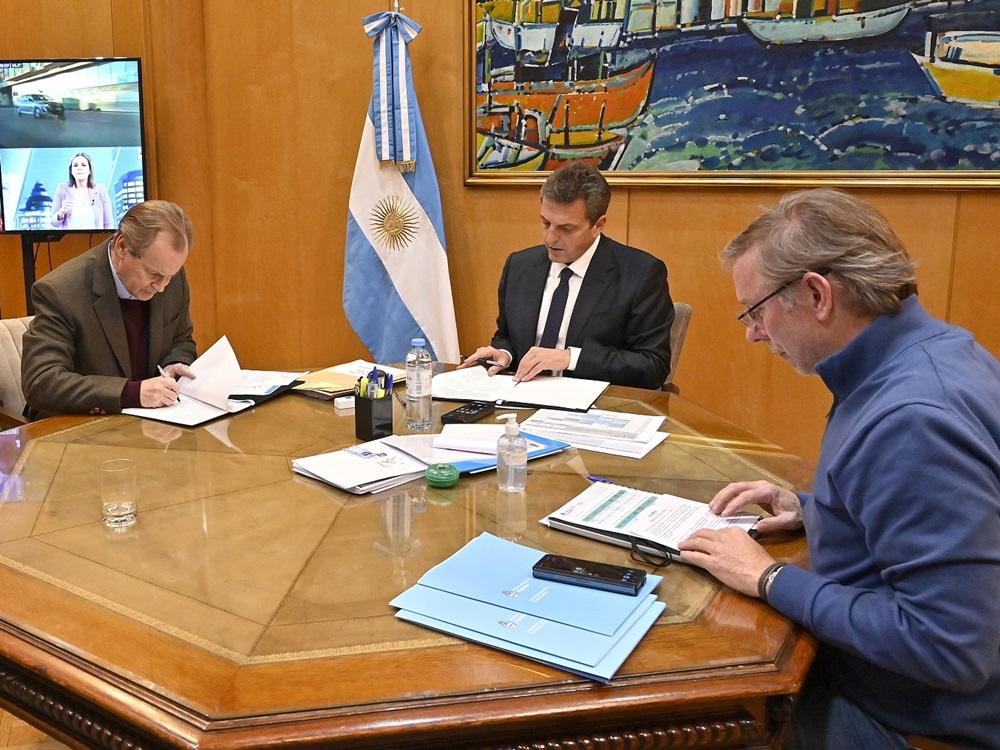 Bordet acordó con Massa prorrogar la emergencia agropecuaria en Entre Ríos