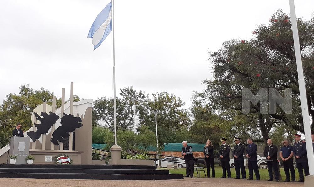 Se desarrolló el acto oficial en homenaje a los Caídos en Malvinas