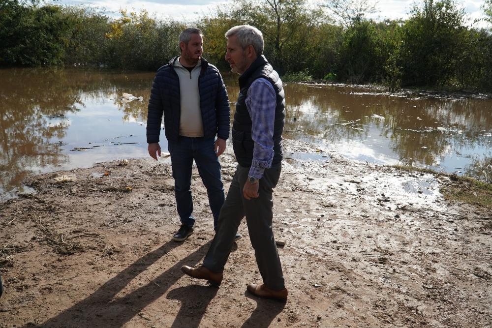 Frigerio visitó zonas inundadas de Colón: hay 39 familias evacuadas