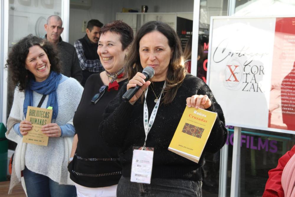 Una camposeña presentó su material en la Feria internacional del Libro