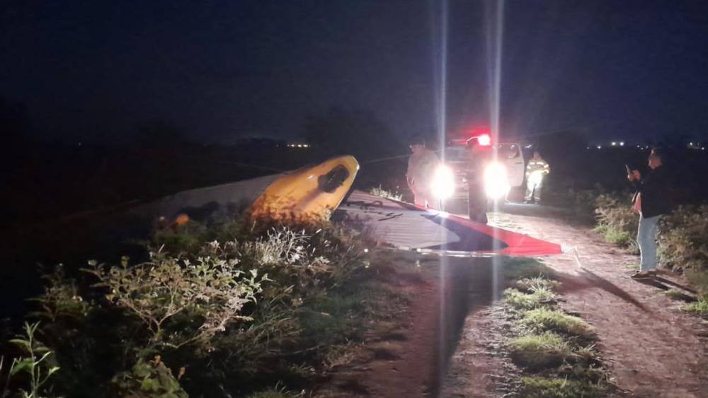 Un piloto de parapente sufrió una caída tras engancharse en cables