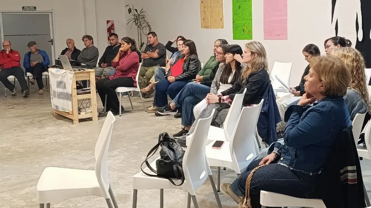 Se desarrolló la Vigilia en AGMER San Salvador a 50 años del golpe de Estado Se desarrolló la Vigilia en AGMER San Salvador a 50 años del golpe de Estado