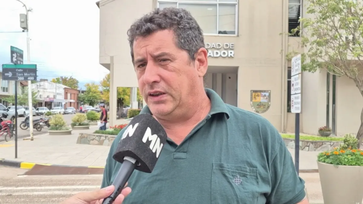 Santana: "No hay que aplaudir tanto para arriba; hay que preocuparse y ocuparse" Santana: "No hay que aplaudir tanto para arriba; hay que preocuparse y ocuparse"