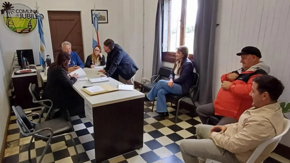 Con un oferente, sigue en marcha la obra de piletas públicas en Jubileo Con un oferente, sigue en marcha la obra de piletas públicas en Jubileo