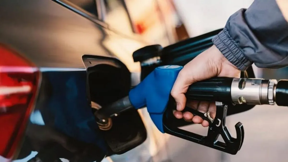YPF aumenta este jueves un 1% los combustibles y extenderá el congelamiento por 45 días YPF aumenta este jueves un 1% los combustibles y extenderá el congelamiento por 45 días