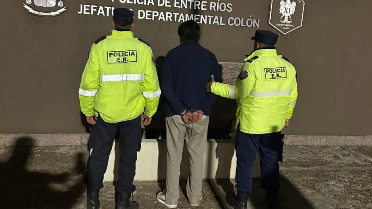 Tenía una pena de prisión efectiva pendiente y fue arrestado en la ruta 14 Tenía una pena de prisión efectiva pendiente y fue arrestado en la ruta 14