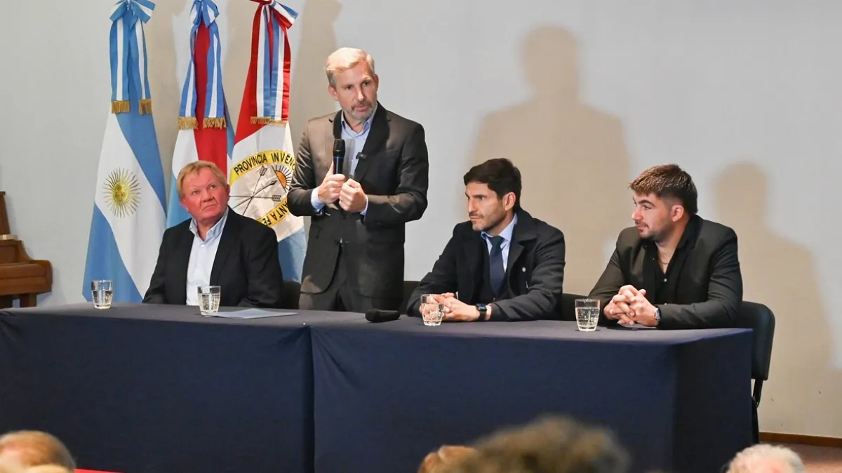 Frigerio y Pullaro participaron de un acuerdo de integración regional Frigerio y Pullaro participaron de un acuerdo de integración regional