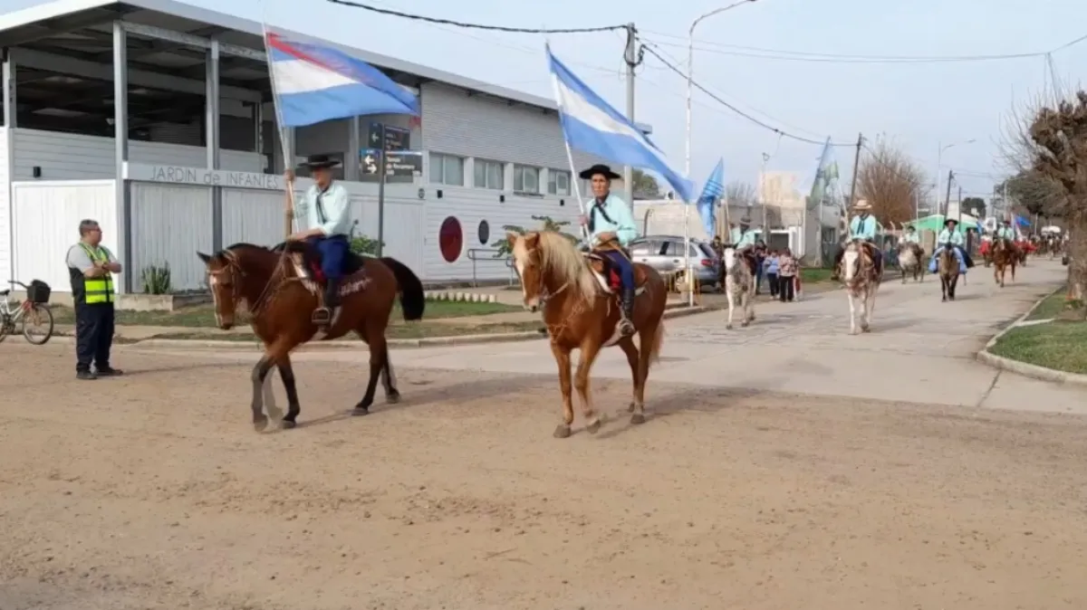 Suspendieron el desfile, pero continúan los actos y espectáculos programados Suspendieron el desfile, pero continúan los actos y espectáculos programados