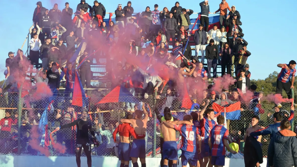 Depro volvió a gritar campeón: venció a Achirense y conquistó la Liga de Colón Depro volvió a gritar campeón: venció a Achirense y conquistó la Liga de Colón