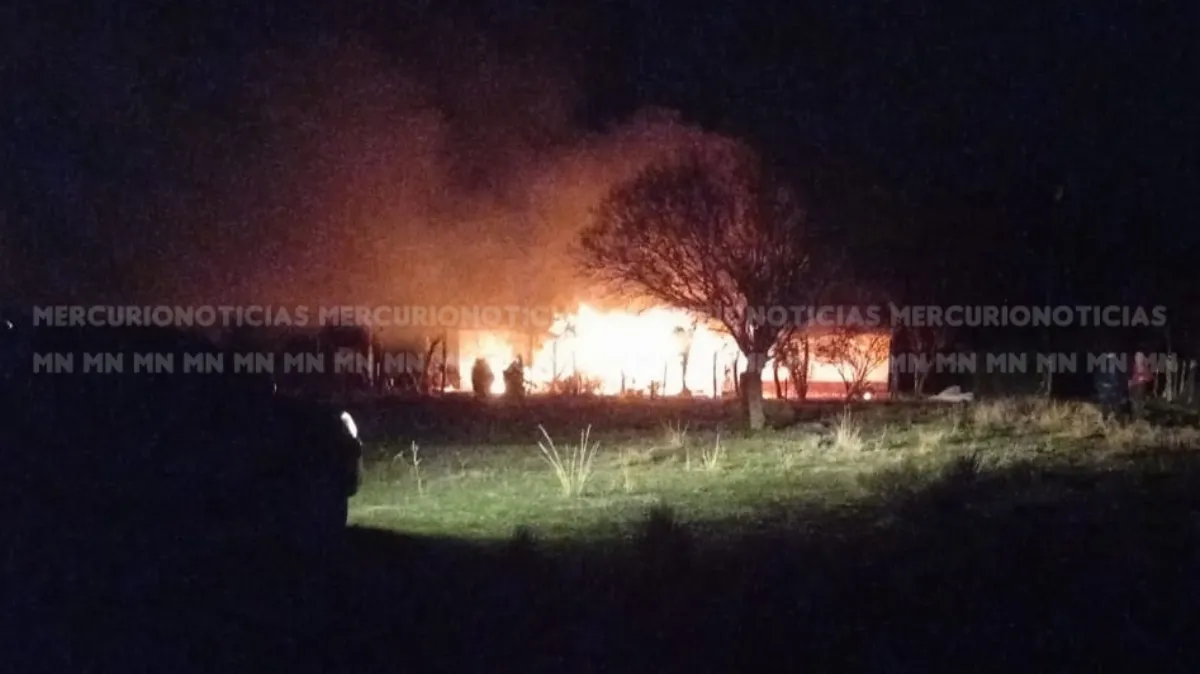 Una explosión destruyó por completo una vivienda en Mojones Sud Una explosión destruyó por completo una vivienda en Mojones Sud