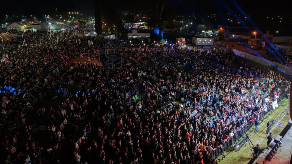 Una multitud celebró la historia y la identidad de San José Una multitud celebró la historia y la identidad de San José
