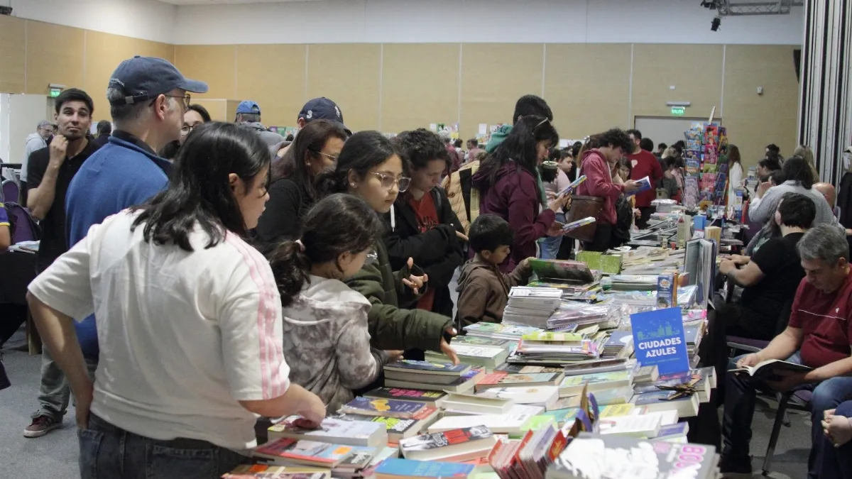 Miles de personas participaron de la Feria Provincial del Libro en Concordia Miles de personas participaron de la Feria Provincial del Libro en Concordia