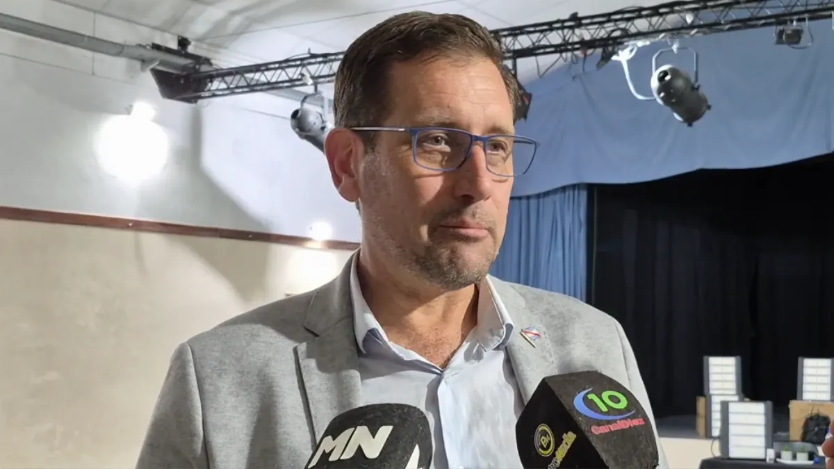 Enersa confirmó un parque solar para San Salvador y entregó aportes a tres clubes de la ciudad Enersa confirmó un parque solar para San Salvador y entregó aportes a tres clubes de la ciudad