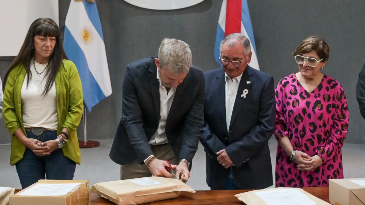La Provincia invertirá cerca de $400 millones en una escuela de Raíces Este La Provincia invertirá cerca de $400 millones en una escuela de Raíces Este