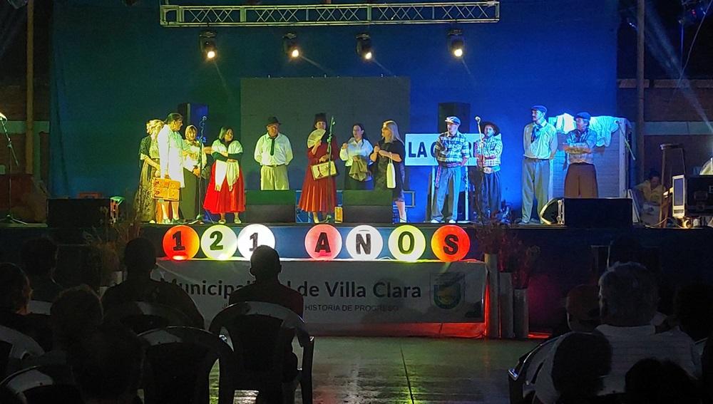 Villa Clara celebró su fiesta aniversario con acto y festival